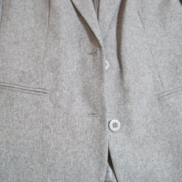 Women's Gray Blazer Suit Jacket Long Sleeve Grey The Tog Shop Petite 4P - Picture 4 of 7